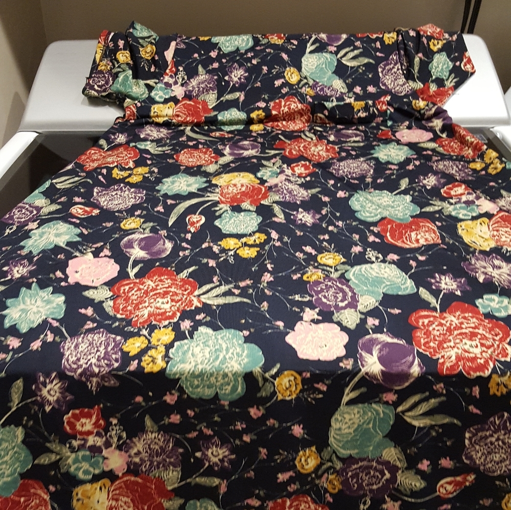 Lularoe Carly